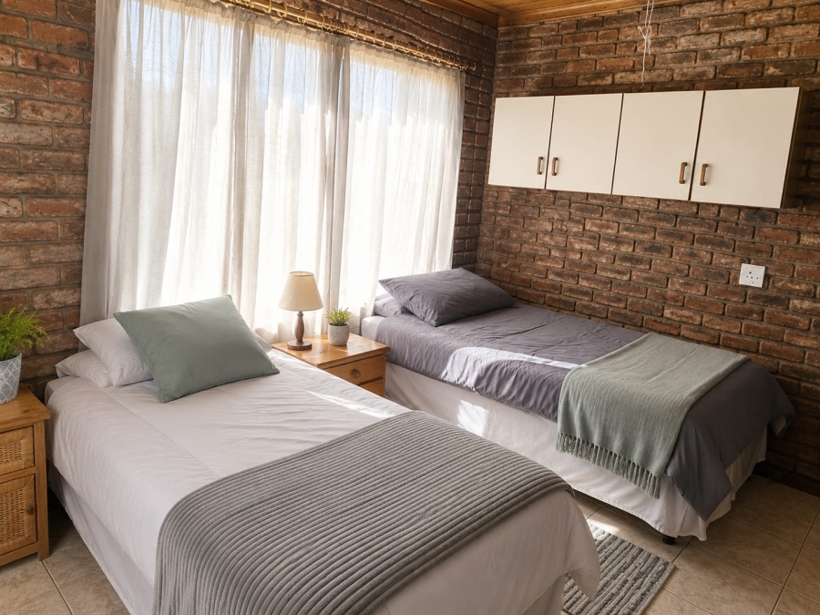To Let 1 Bedroom Property for Rent in Stilbaai Wes Western Cape